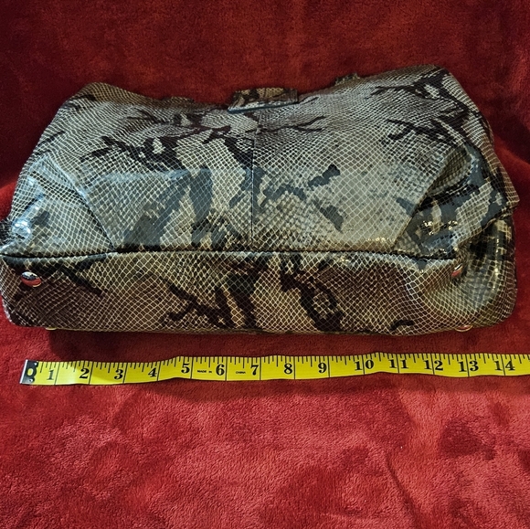 Coach Snakeskin Patterned Women's Bag - Picture 6 of 14
